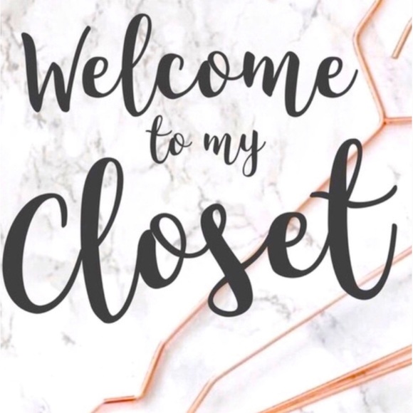 Welcome to The Princess Closet. Smoke Free π¬ Pet Free πΆ - Picture 5 of 6